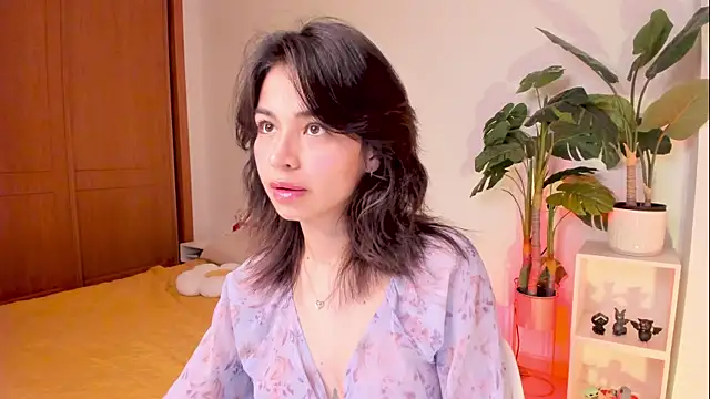 Adriennesexxx online show from 10, 3, 2025