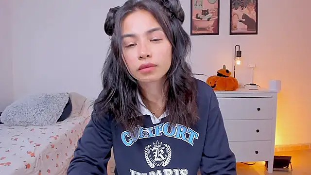 Adriennesexxx online show from 1, 10, 2025