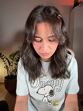 Adriennesexxx online show from 20, 3, 2026