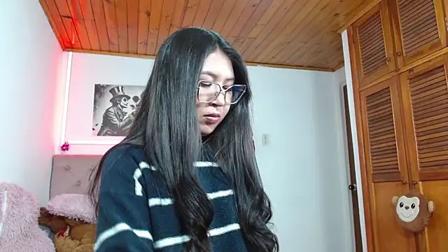 tifanny-squirt online show from 26, 10, 2025