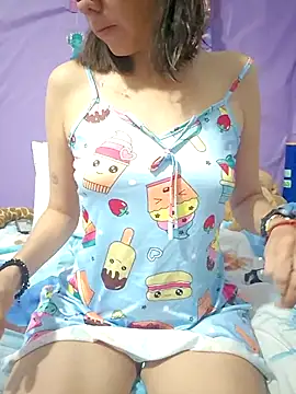 Lunababymylove online show from 10, 6, 2026