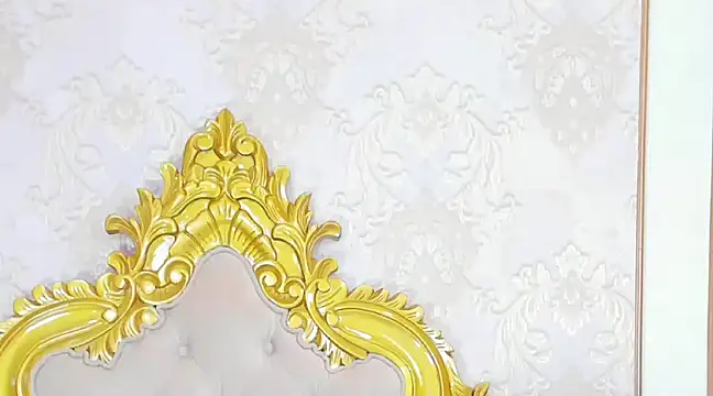 GiahDaniels online show from 14, 12, 2024