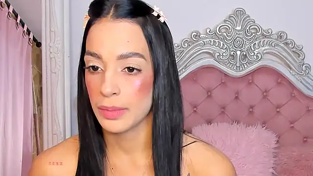 Snapshot of AngelineConnor chatting on 6, 2, 2025 AngelineConnor online show from 6, 2, 2025