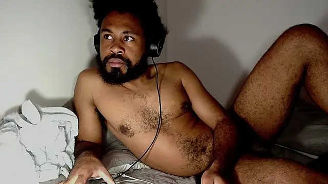 KaelMoreau online show from 18, 3, 2025