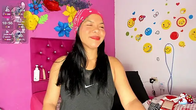 Snapshot of DIORA_Latina chatting on 12, 12, 2024 DIORA Latina online show from 12, 12, 2024
