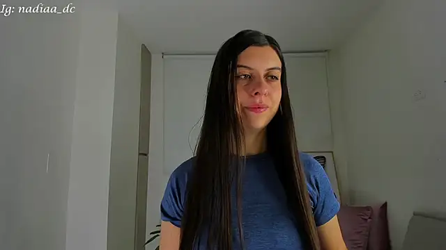 Snapshot of Nadiaa_ chatting on 24, 1, 2025 Nadiaa online show from 24, 1, 2025