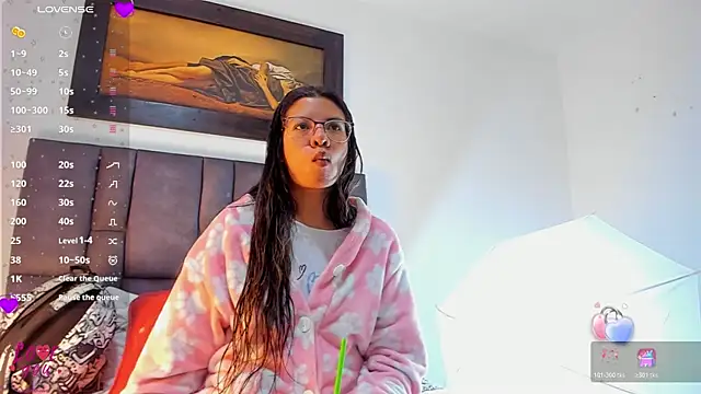 Snapshot of Vahiolet_smith chatting on 24, 2, 2026 Vahiolet smith online show from 24, 2, 2026