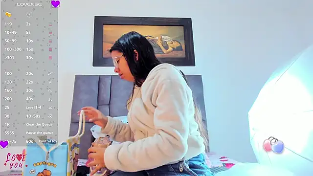 Vahiolet smith online show from 24, 3, 2026