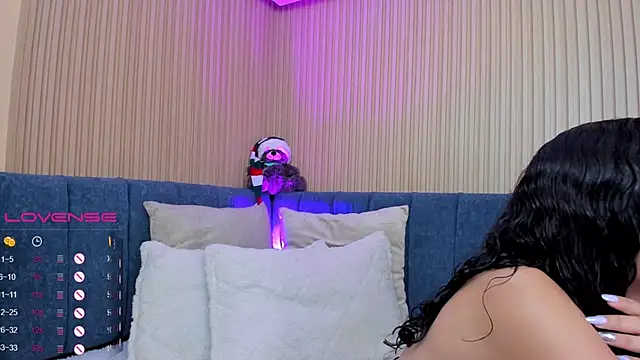 Snapshot of angeline_teen chatting on 31, 12, 2024 angeline teen online show from 31, 12, 2024