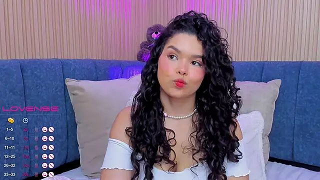 Snapshot of angeline_teen chatting on 24, 1, 2025 angeline teen online show from 24, 1, 2025