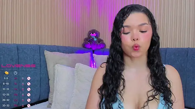 Snapshot of angeline_teen chatting on 4, 2, 2025 angeline teen online show from 4, 2, 2025