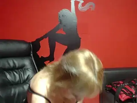 KLOE PIELL online show from 10, 2, 2025