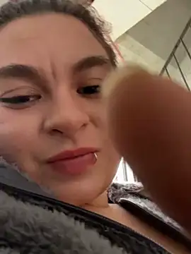 MiaLujan  online show from 21, 12, 2024