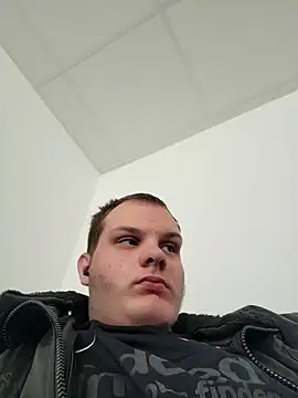 Nicolasjlhkjzl online show from 6, 5, 2026