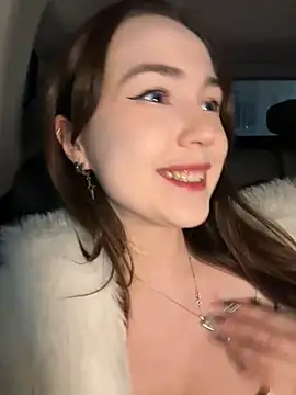 Snapshot of Peachy_Dream chatting on 9, 2, 2025 Peachy Dream online show from 9, 2, 2025