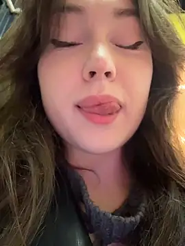 Snapshot of Peachy_Dream chatting on 28, 11, 2025 Peachy Dream online show from 28, 11, 2025