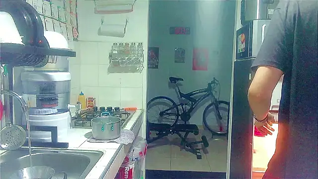 Snapshot of Andy_gray chatting on 4, 2, 2026 Andy gray online show from 4, 2, 2026