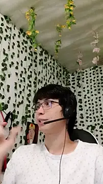 Snapshot of Andy_gray chatting on 4, 2, 2026 Andy gray online show from 4, 2, 2026