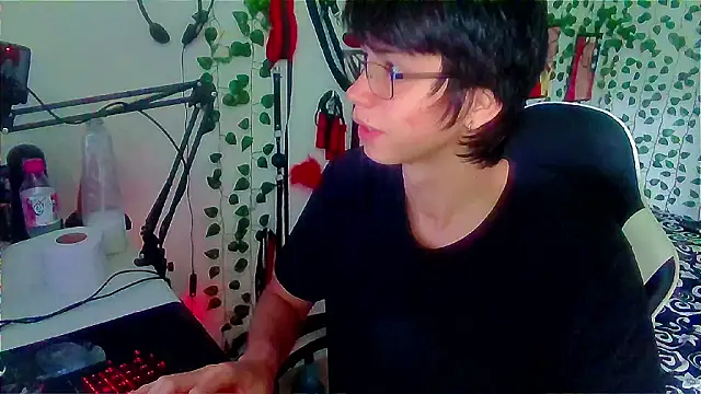 Snapshot of Andy_gray chatting on 24, 2, 2026 Andy gray online show from 24, 2, 2026