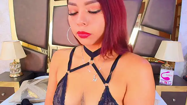 Snapshot of BellahColucci chatting on 13, 12, 2024 BellahColucci online show from 13, 12, 2024