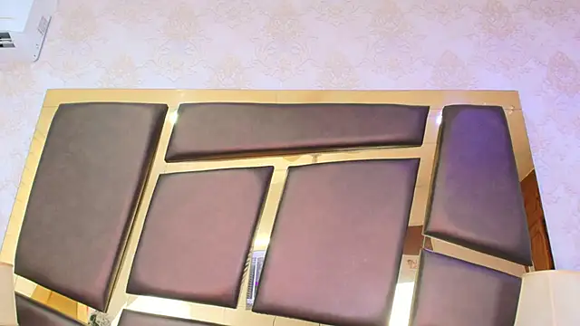 Snapshot of BellahColucci chatting on 18, 12, 2024 BellahColucci online show from 18, 12, 2024