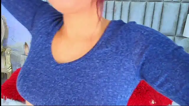 Snapshot of BellahColucci chatting on 21, 3, 2025 BellahColucci online show from 21, 3, 2025