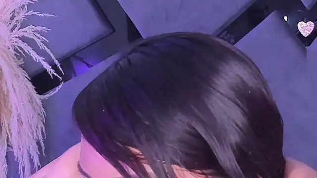 Snapshot of BellahColucci chatting on 4, 10, 2025 BellahColucci online show from 4, 10, 2025