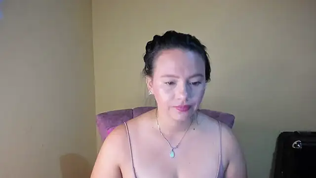 lauraguzman online show from 28, 3, 2026