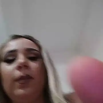 AdelinaJude online show from 24, 10, 2025