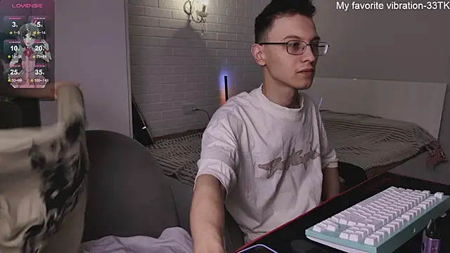 ValBae online show from 30, 1, 2025