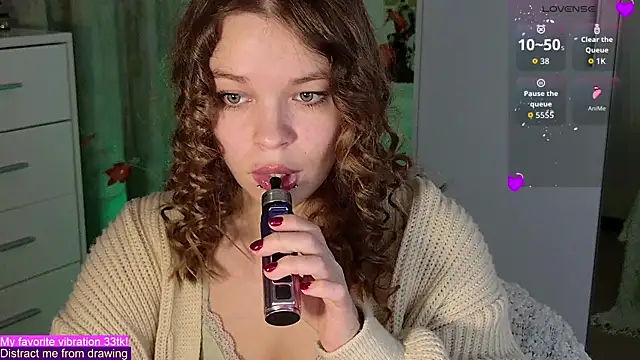 ValBae online show from 15, 10, 2025