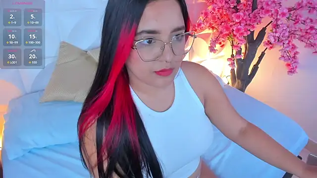 victoria18x online show from 2, 10, 2025