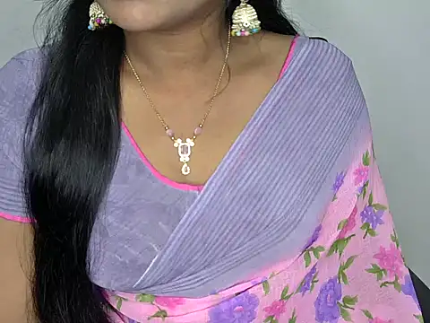 Snapshot of shila20 chatting on 18, 2, 2025 shila20 online show from 18, 2, 2025