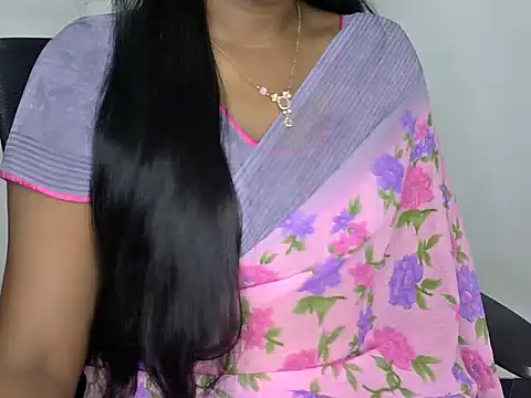 Snapshot of shila20 chatting on 18, 2, 2025 shila20 online show from 18, 2, 2025