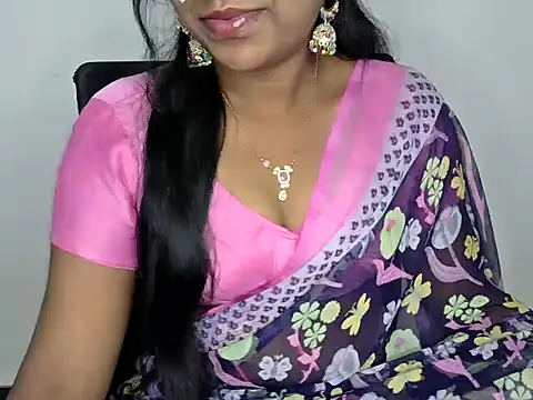 Snapshot of shila20 chatting on 24, 2, 2025 shila20 online show from 24, 2, 2025