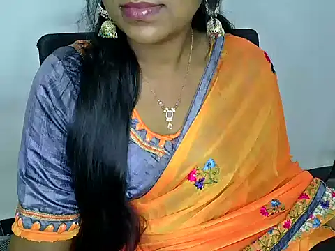 Snapshot of shila20 chatting on 28, 2, 2025 shila20 online show from 28, 2, 2025