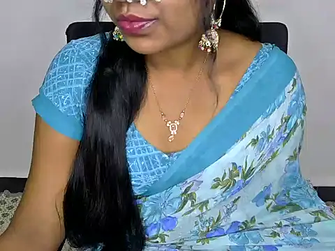 Snapshot of shila20 chatting on 1, 3, 2025 shila20 online show from 1, 3, 2025