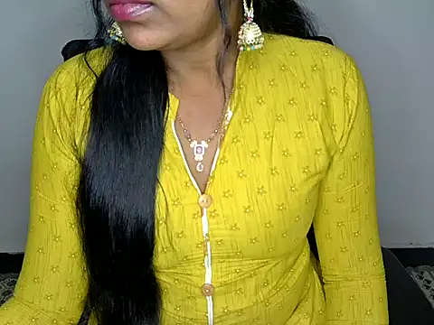 Snapshot of shila20 chatting on 1, 3, 2025 shila20 online show from 1, 3, 2025