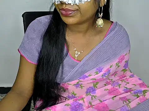 Snapshot of shila20 chatting on 1, 3, 2025 shila20 online show from 1, 3, 2025