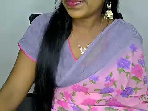 Snapshot of shila20 chatting on 2, 3, 2025 shila20 online show from 2, 3, 2025