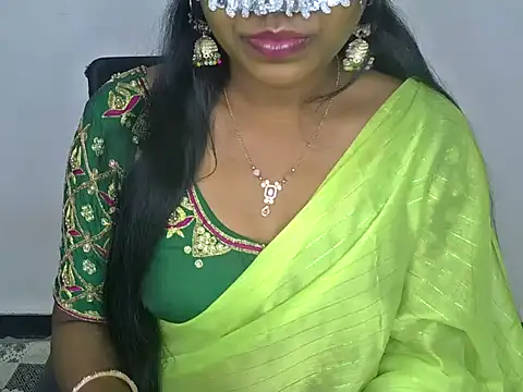 Snapshot of shila20 chatting on 8, 3, 2025 shila20 online show from 8, 3, 2025