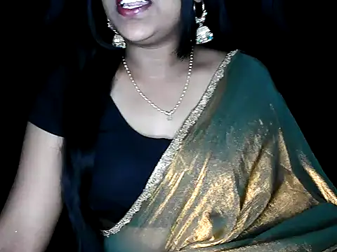 Snapshot of shila20 chatting on 11, 9, 2025 shila20 online show from 11, 9, 2025