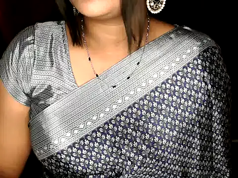 Snapshot of shila20 chatting on 17, 10, 2025 shila20 online show from 17, 10, 2025