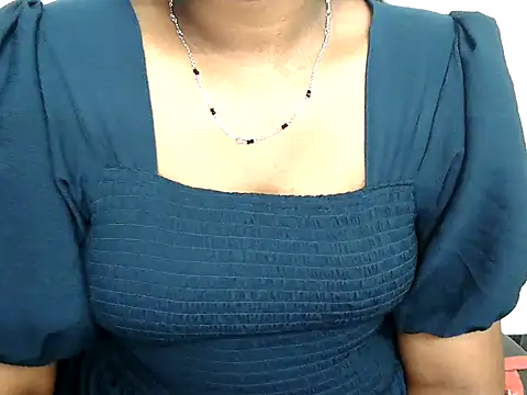 Snapshot of shila20 chatting on 3, 11, 2025 shila20 online show from 3, 11, 2025