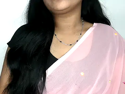 Snapshot of shila20 chatting on 6, 11, 2025 shila20 online show from 6, 11, 2025