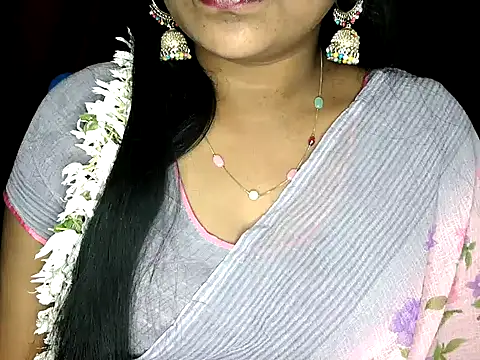 Snapshot of shila20 chatting on 15, 11, 2025 shila20 online show from 15, 11, 2025