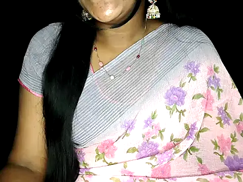 Snapshot of shila20 chatting on 23, 11, 2025 shila20 online show from 23, 11, 2025