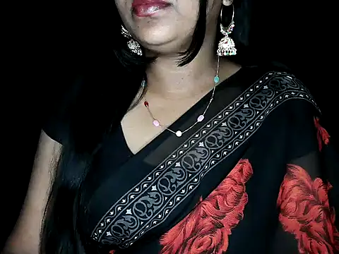 Snapshot of shila20 chatting on 24, 11, 2025 shila20 online show from 24, 11, 2025