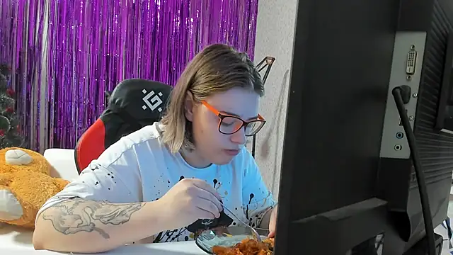 Seductive She Wolf online show from 29, 1, 2025