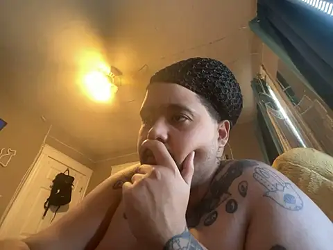 chubbydominican online show from 19, 2, 2025